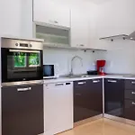 Apartment Mirna *