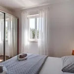 Mirna Apartment