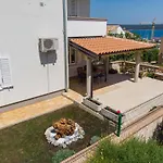 Mirna Apartment