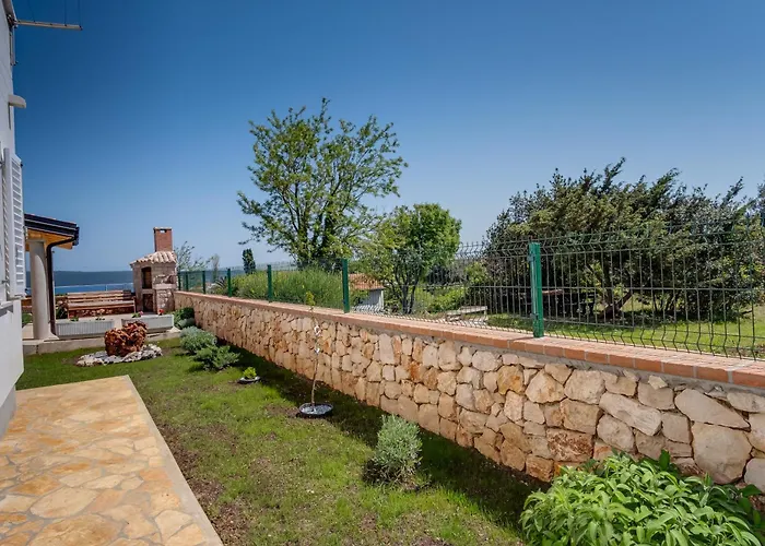 Mirna Appartamento Nerezine