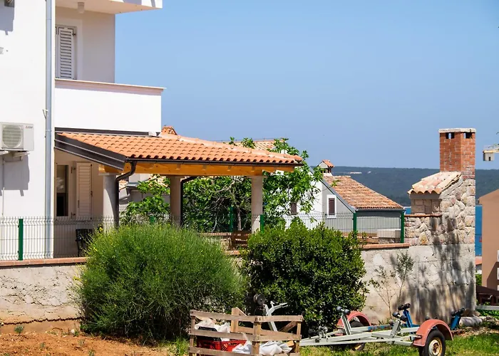 Mirna Apartamento *