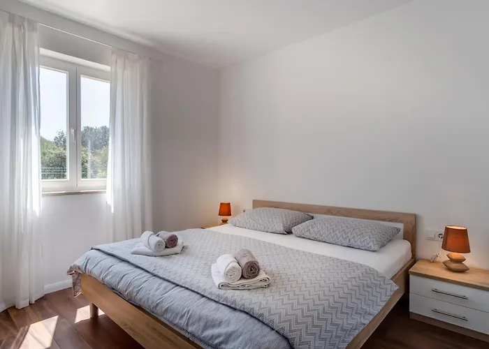 Mirna Apartamento *
