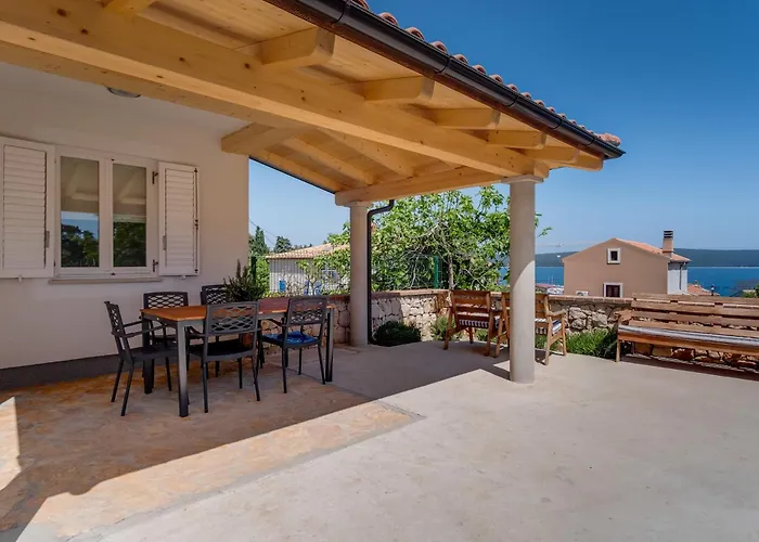 Mirna Appartamento Nerezine