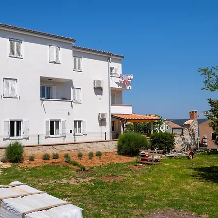 Mirna * 内里吉恩